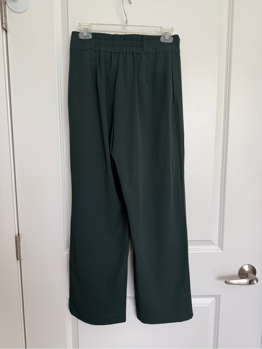 HALARA Wide-Leg High-Waist Pants in Dark Green - Picture 4 of 4